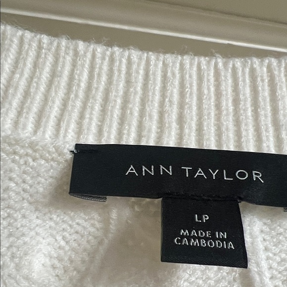 Ann Taylor White Cable Knit Cardigan - Picture 3 of 6